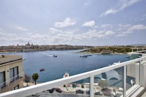 Bastions Seaview Apartments and Duplex Penthouse in Sliema By ShortletsMalta